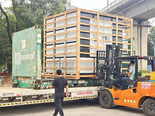 5000 ชั่วโมง Insulators ฝนประดิษฐ์ เครื่องทดสอบความเครียดหลายตัว การทดสอบสเปรย์ IECIEC62217-2012
