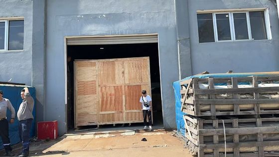 เครื่องทดสอบความเครียดสภาพแวดล้อม 2Kw Insulator OBM การสนับสนุนการปรับแต่ง