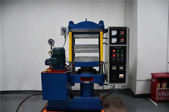 อัตโนมัติ Flat Vulcanizer สําหรับการกดยางหลากหลาย เครื่องพิมพ์สับสน